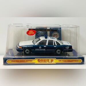 CODE 3 Georgia State Patrol Trooper Ford Crown Victoria Police Car 1:24
